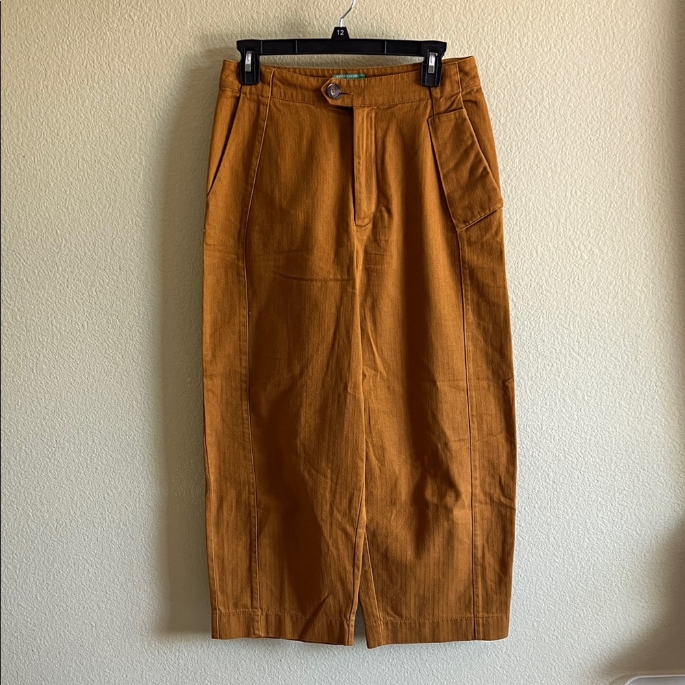 Barrel Leg Crop Pants